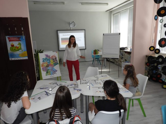 received_372194680069413